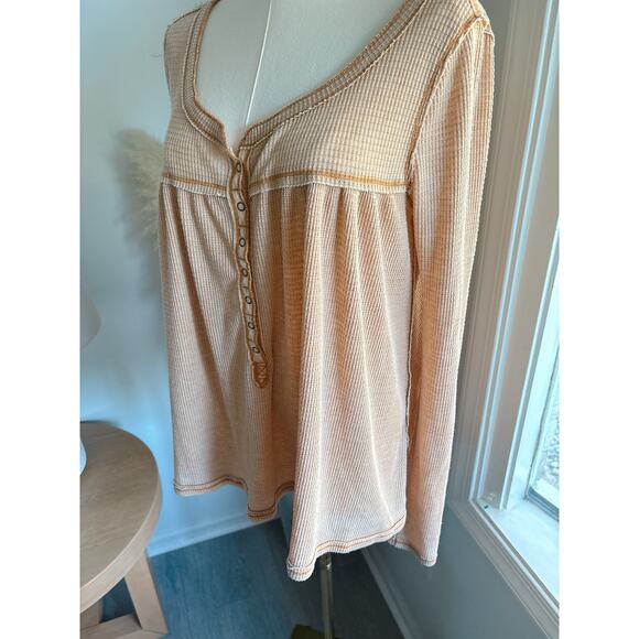 Free People Kai Thermal Waffle Knit Henley Top Womens Small Tan Relaxed Fit - Picture 4 of 11